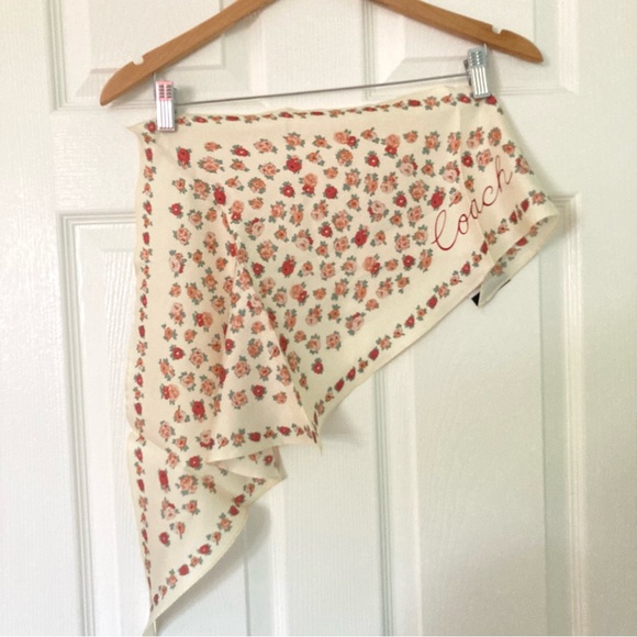 COACH 100% Silk Cream Diamond Scarf - Picture 3 of 10